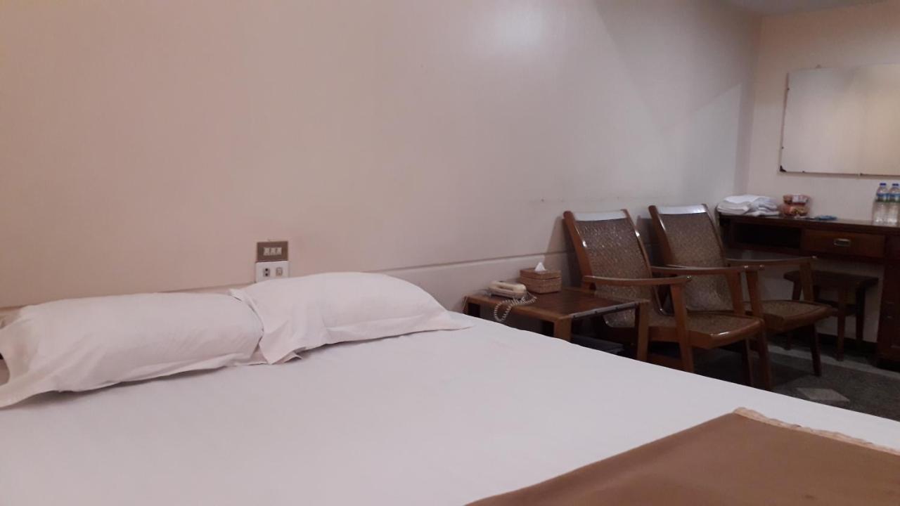 Taim Phyu Hotel Mandalay Eksteriør billede