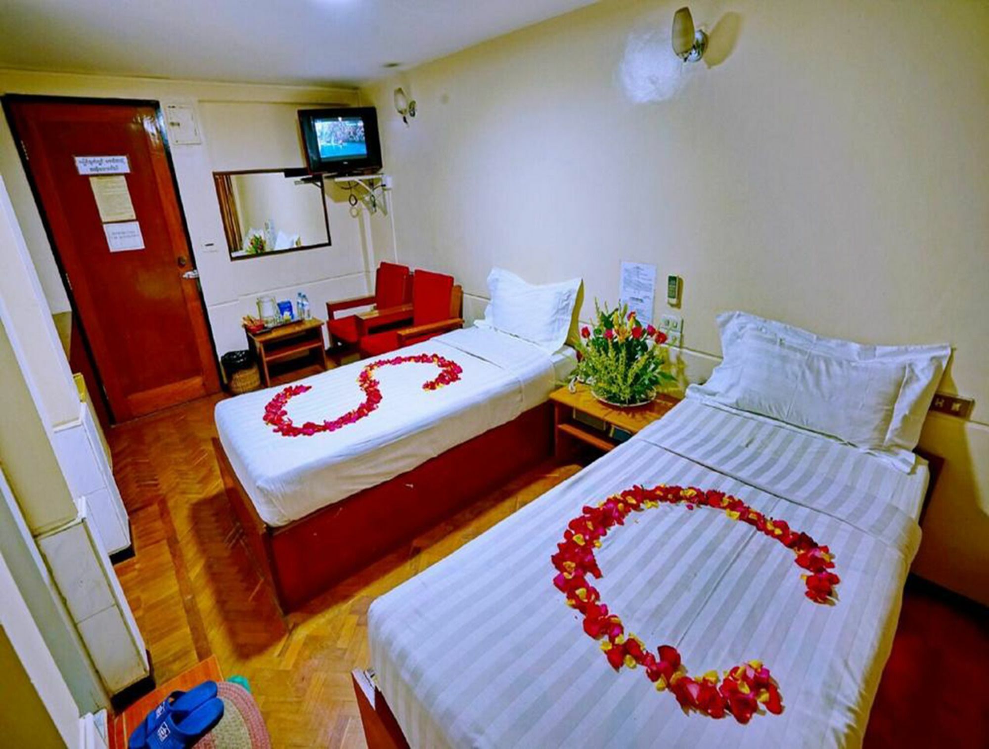 Taim Phyu Hotel Mandalay Eksteriør billede