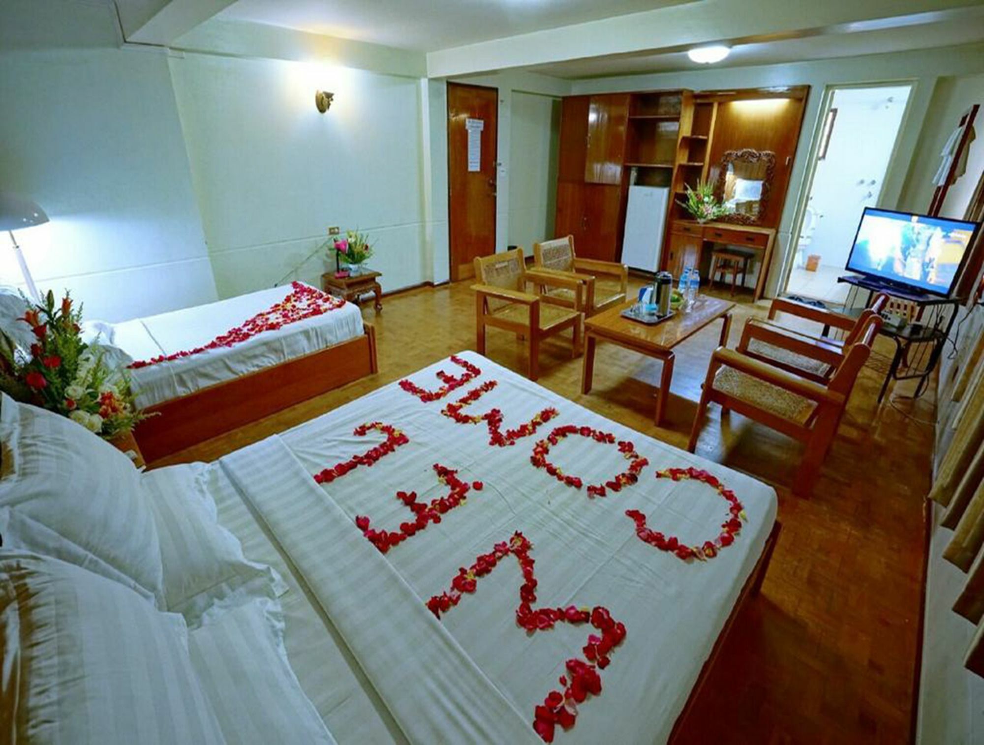 Taim Phyu Hotel Mandalay Eksteriør billede